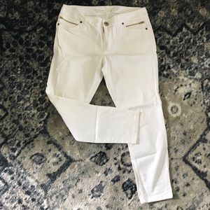 The Limited White Denim Zip Pocket Ankle Pants Size 8